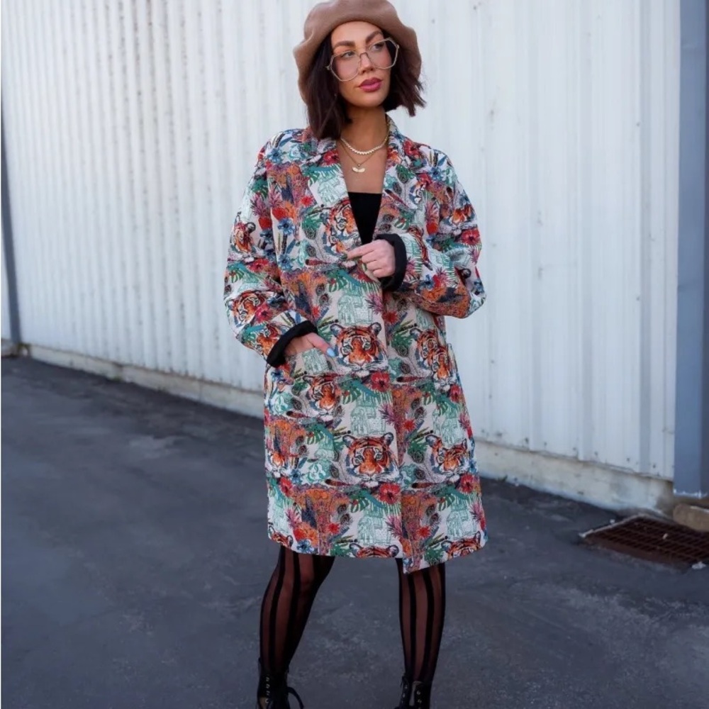 Dressed in LALA Scorpio Coat in Wild Soul Jacquard Small/Medium NWOT